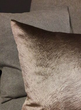 Claudi-perla-Bronze-detail