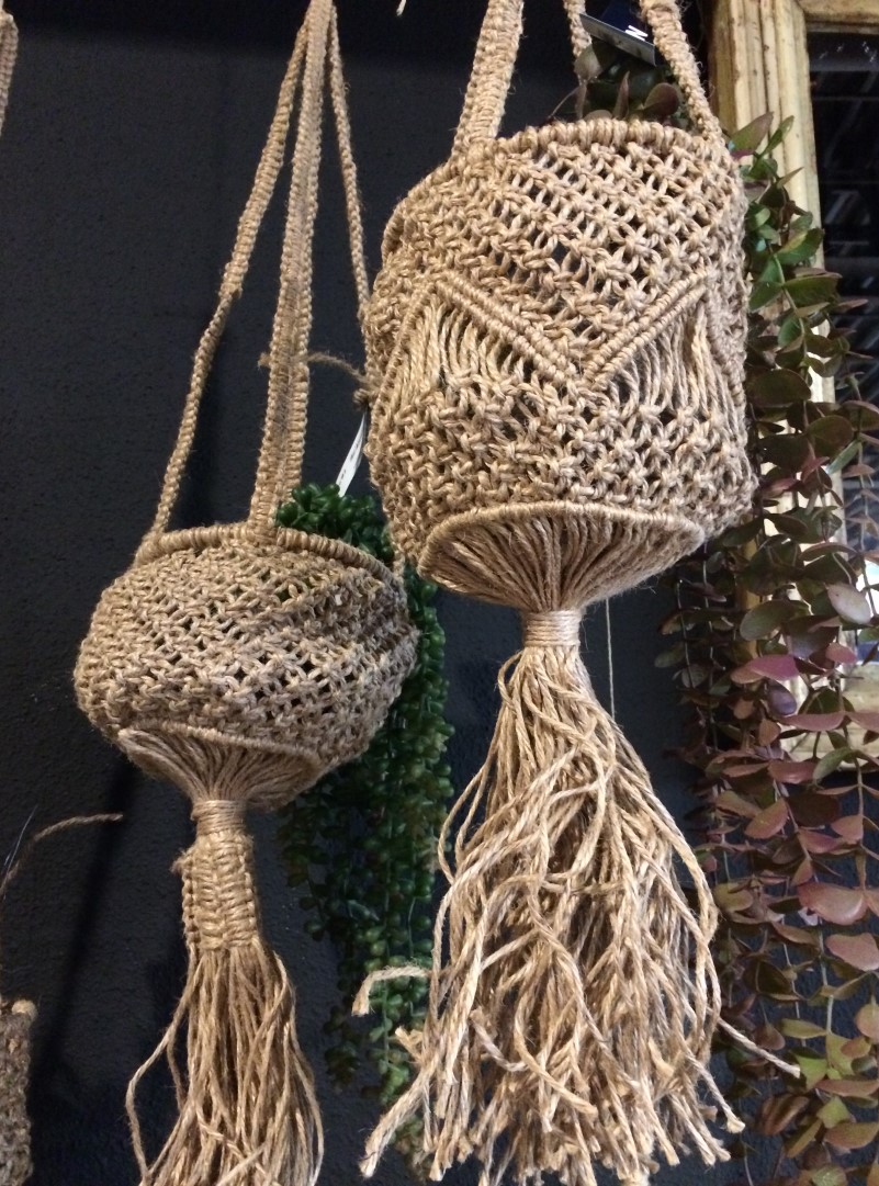 Jute-hanger-detail Jute-hanger-detail