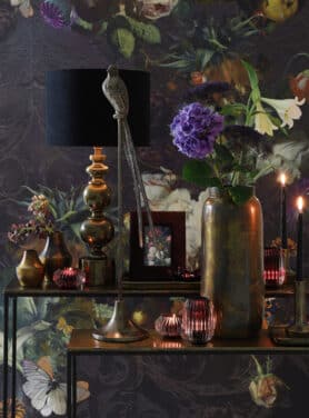 Set Van Twee Bronzen Wandtafels