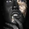 Schilderij alu art skinned girl - zwarte vrouw met bladgoud