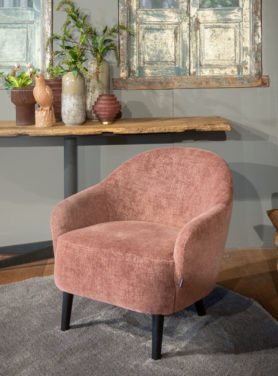 fauteuil pebbel roze stof en leder zwarte poten