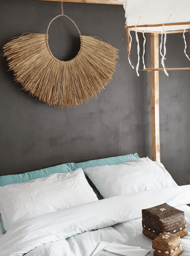 Hanger-raffia-moon-2 Hanger-raffia-moon-2