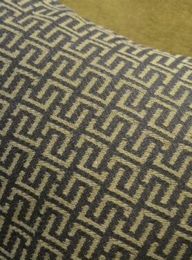 Claudi-sierkussen-mitch-olive-2