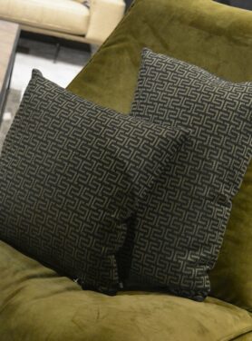Claudi-sierkussen-mitch-olive-4