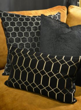 Claudi-sierkussen-perla-black-3