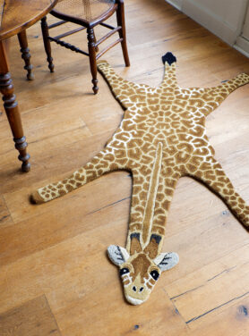 doing-goods-vloerkleed-gimpy-giraffe3