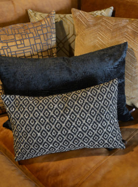 Claire Black Taupe 3