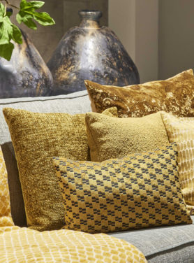 Constanze Mustard Exclusive Claudi Sierkussen