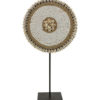 schelpen ornament rond op standaard