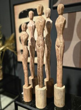 Houten beeld mens silhouette