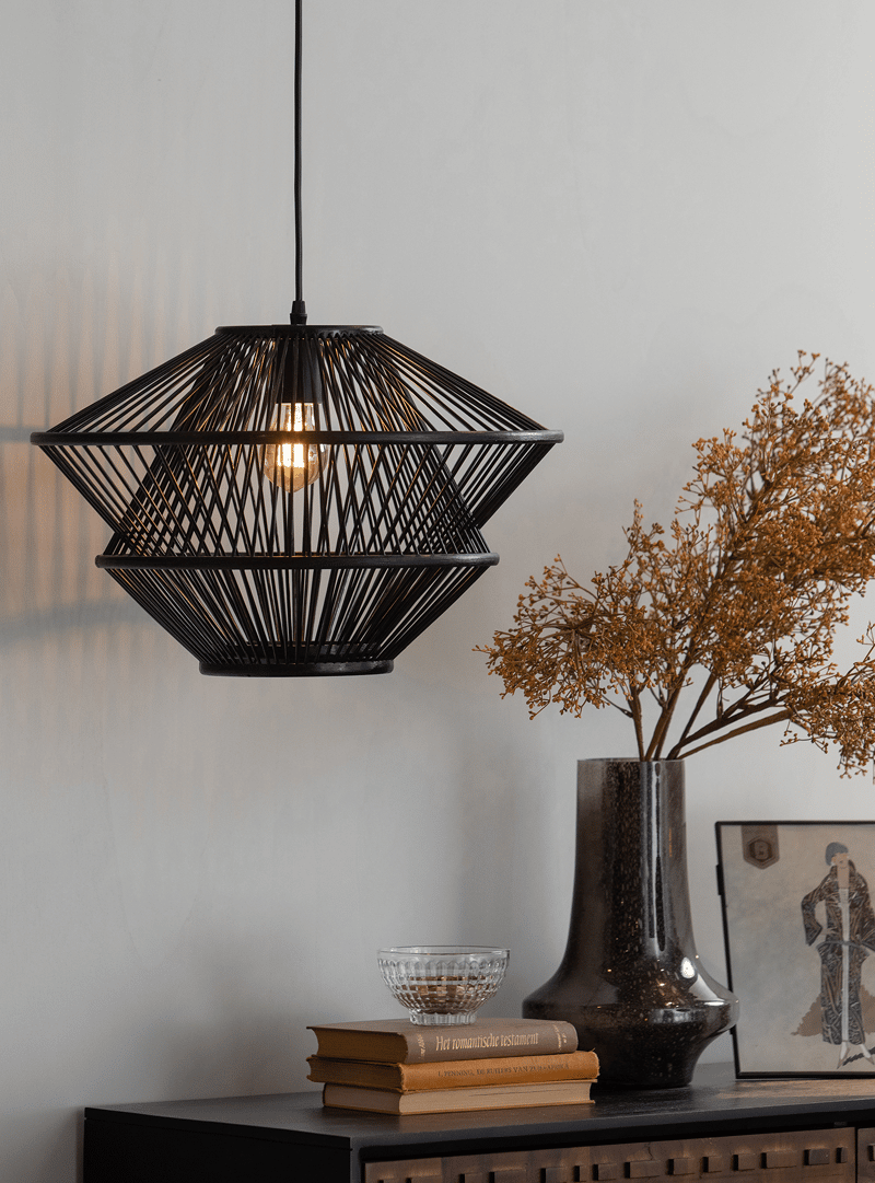 Boekwinkel troosten Land van staatsburgerschap Hanglamp Bamboo Zwart - Pure Wood