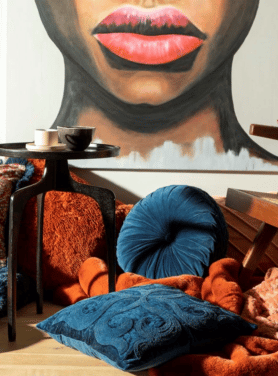 Sierkussen Avalon Insignia Blue Velvet 45x45 Bank