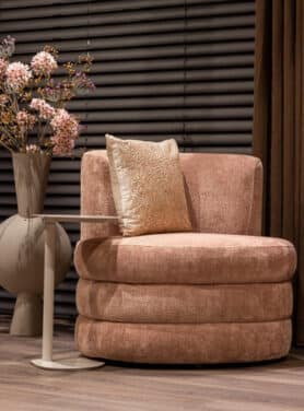 Fauteuil Roze Stof Rondingen Met Metalen Poot