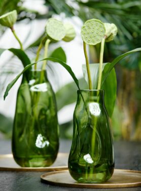 Rond Dienblad Antiek Brons Met Groene Glazen Vazen