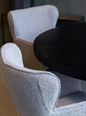 Grijze Eetakmerstoel Bouclé Stof Met Zwarte Poot