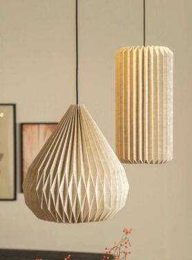 Hanglampen creme kleur gevouwen model