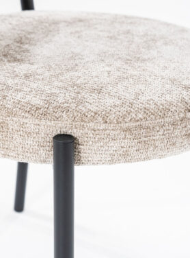 Taupe Kleurige Eetkamerstoel Met Ronde Zitting En Zwarte Poten