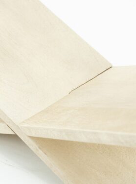 Boekenstandaard mangohout naturel