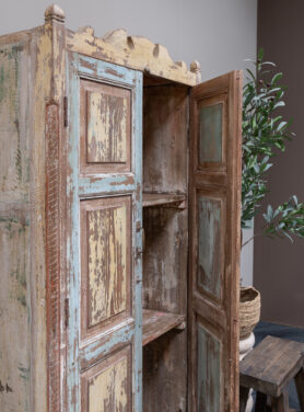 Twee Deuren Met Plankn Kast Hout Uniek