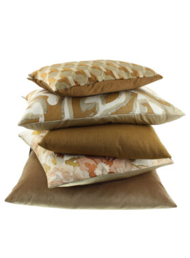 Bruine Tinten Kussens Opgestapeld