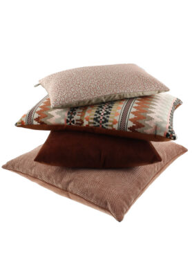 Claudi Sierkussen Met Roze Tinten