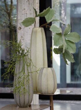 Vaas Van Glas Olijf Groen Hoog En Laag Met Lijnen