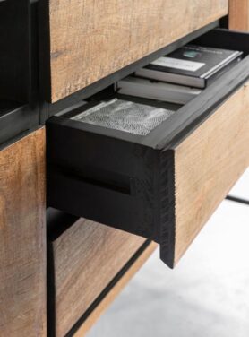 Houten Dressoir Met Lade En Metalen Zwarte Accenten