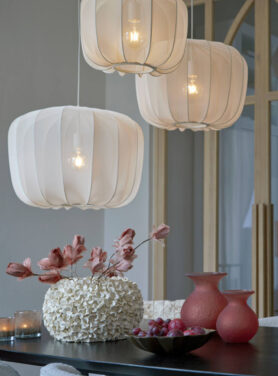 Eettafel Met Accessoires Erop