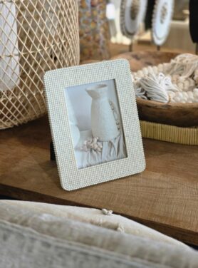 fotolijstje met brede rand van witte kraaltjes